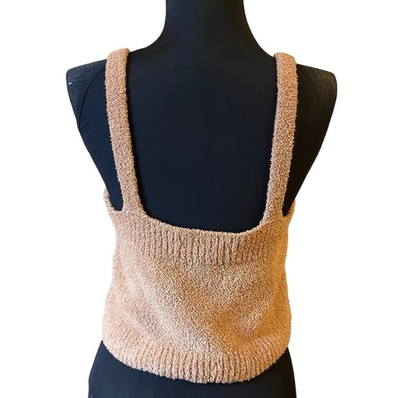 Forever 21 Peach Cream Fuzzy Cropped Sweater Tank Top 1X - Picture 3 of 9